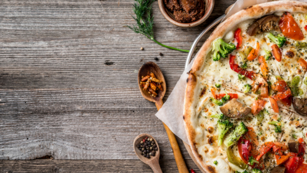 Recept za vegansku picu: Tanka kora i pregršt ukusa će doneti neverovatno zadovoljstvo
