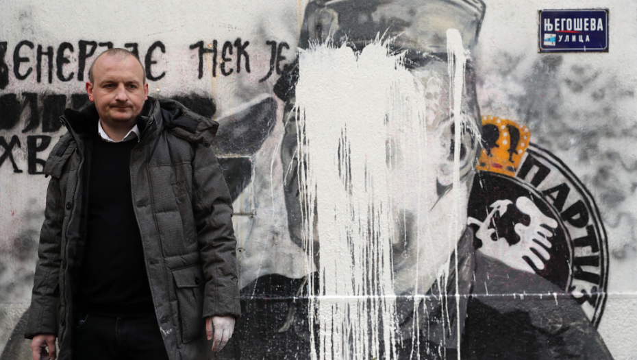 Pokret socijalista o laži bosanskohercegovačkih medija: Aleksandar Vulin nije položio nikakav cvet ispred murala