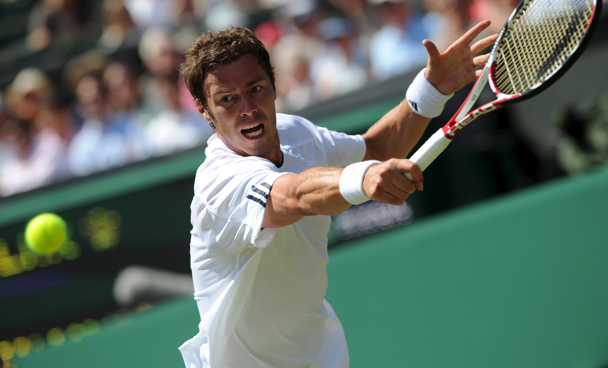 BIO JE NAJFATALNIJI TENISER! Rus je uvek važio za velikog zavodnika,  sada se odrekao provoda i žena,  dane provodi u samoći! (FOTO)