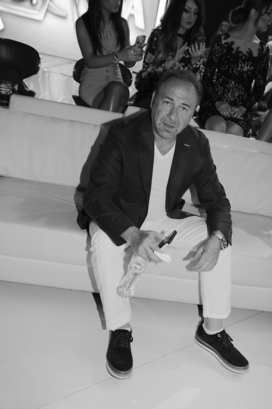 MARINKOV VANBRAČNI SIN STIGAO NA POMEN Na sahranu nije uspeo da dođe, ali sada je došao na 40 dana od smrti njegovog oca