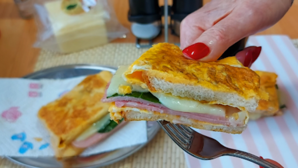 NAPRAVITE SAVRŠENE SENDVIČE ZA PONETI Slasno i ukusno jelo koje se sprema za 5 minuta (VIDEO)