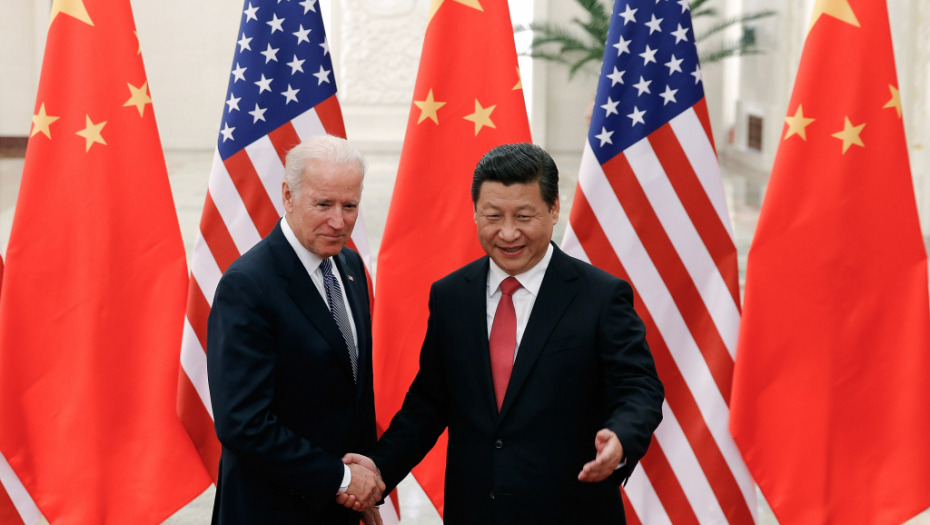 "Amerikanci će morati da kleknu pred Kinom"