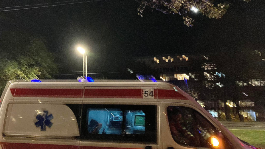 U DVE SAOBRAĆAJNE NEZGODE POVREĐENE ČETIRI OSOBE Beogradska hitna pomoć tokom noći intervenisala 90 puta