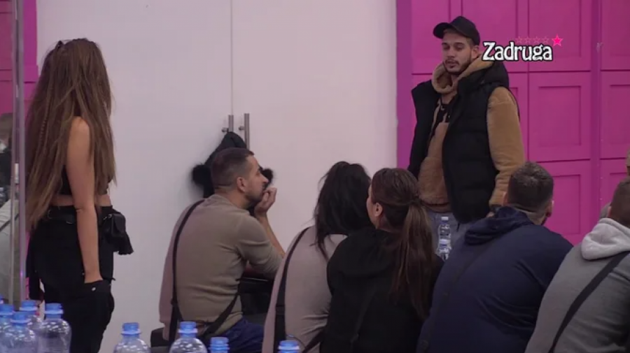 STRAŠNO, I DALJE MU NE DA MIRA! Dalila poručila da neće razvod u inat Dejanu, pa razotkrila svoju pravu nameru!