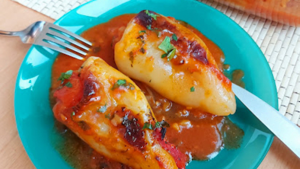 HRANJIVI RUČAK ZA CELU PORODICU Posne punjene paprike sa krompirom, vrhunski ukus (VIDEO)