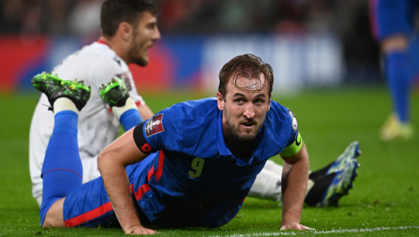 KEJN HET-TRIKOM ODVEO ENGLESKU U KATAR Nastavlja se rat Italijana i Švajcaraca jer je Žoržinjo u 90. minutu promašio penal (VIDEO)