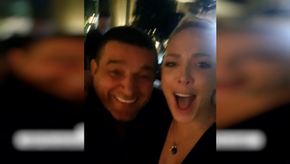 BAJA MALI KNINDŽA NE ZNA ŠTA GA JE SNAŠLO Milica Todorović ga ščepala iz sve snage, a u pozadini odjekuje hit (FOTO)