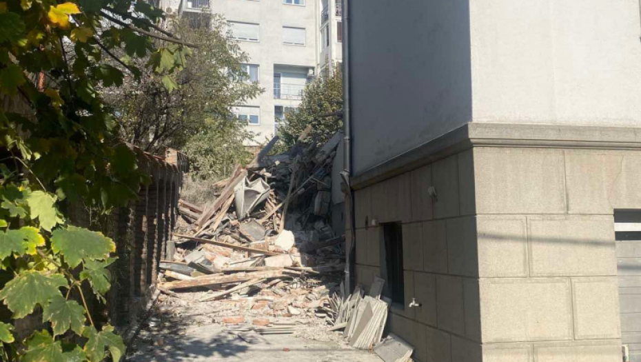 GRAĐEVINSKA INSPEKCIJA NALOŽILA Zaustavljeno dalje rušenje vile u Internacionalnih brigada 47