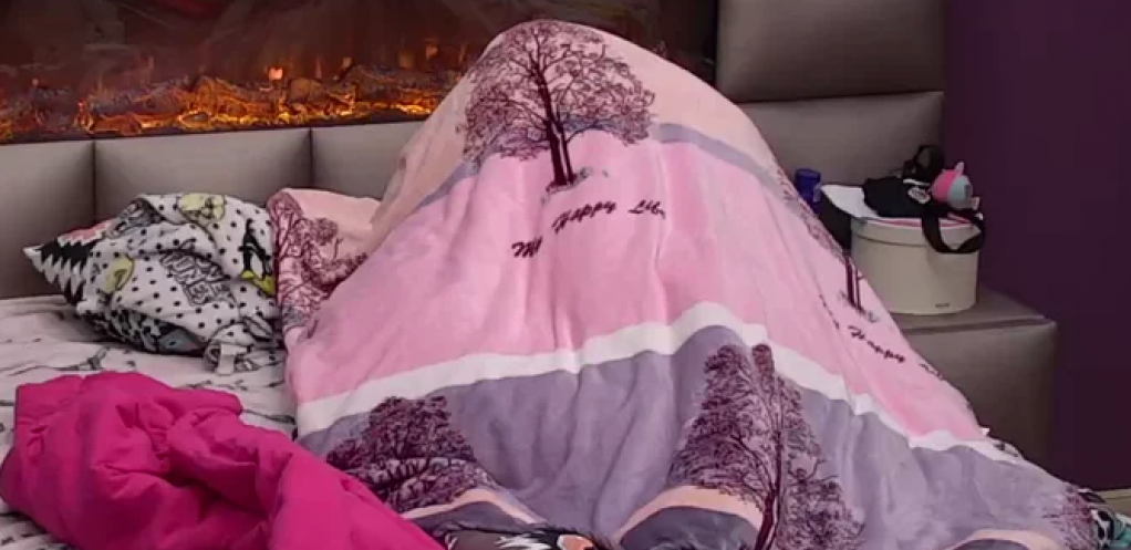 SVE SE TRESLO OD VRELE AKCIJE! Dalila i Car izgubili kontrolu pod jorgan planinom, šta će joj reći otac?! (VIDEO)