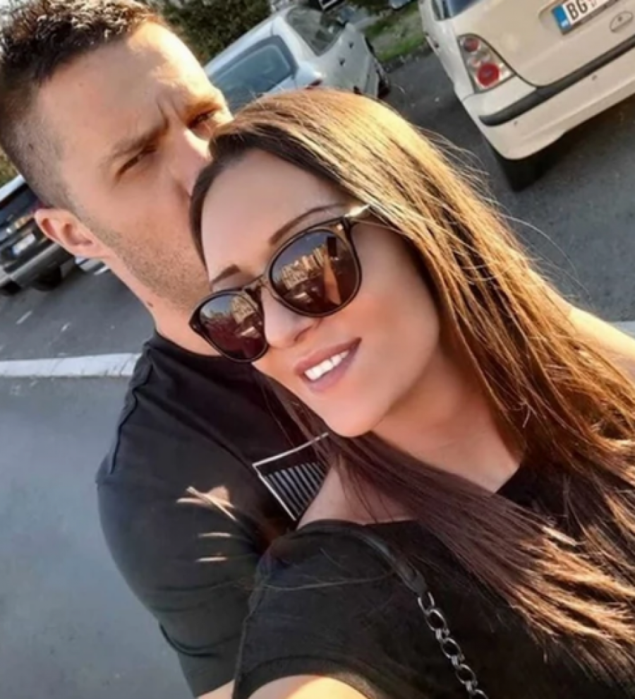 BILA JE NA VRHUNCU KARIJERE! Pevačica je preko noći nestala sa scene, potpuno promenila profesiju, udata je za fudbalera i danas izgleda nikad bolje!