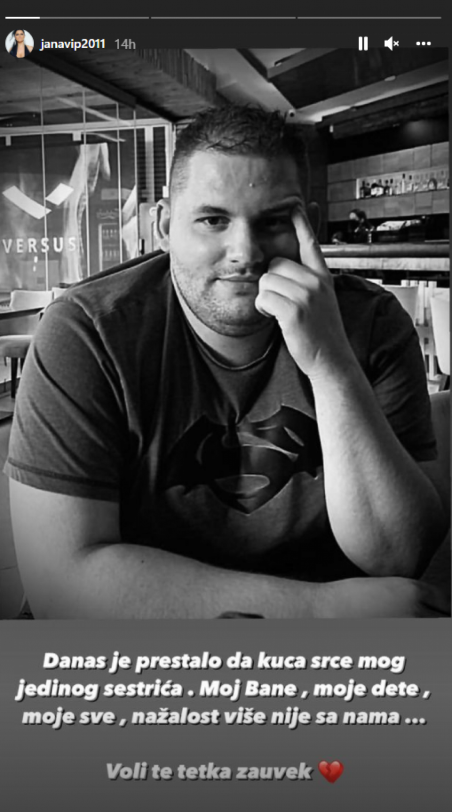 STRAŠNA TRAGEDIJA U DOMU JANE TODOROVIĆ! Pevačica slomljena od bola: Moje dete, moje sve!