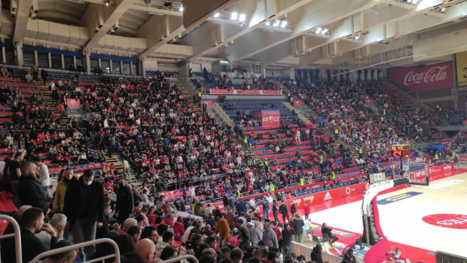 ZVEZDINA DEMONSTRACIJA SILE! Crveno-beli brutalnom odbranom deklasirali Partizan i popeli se na vrh Jadrana!