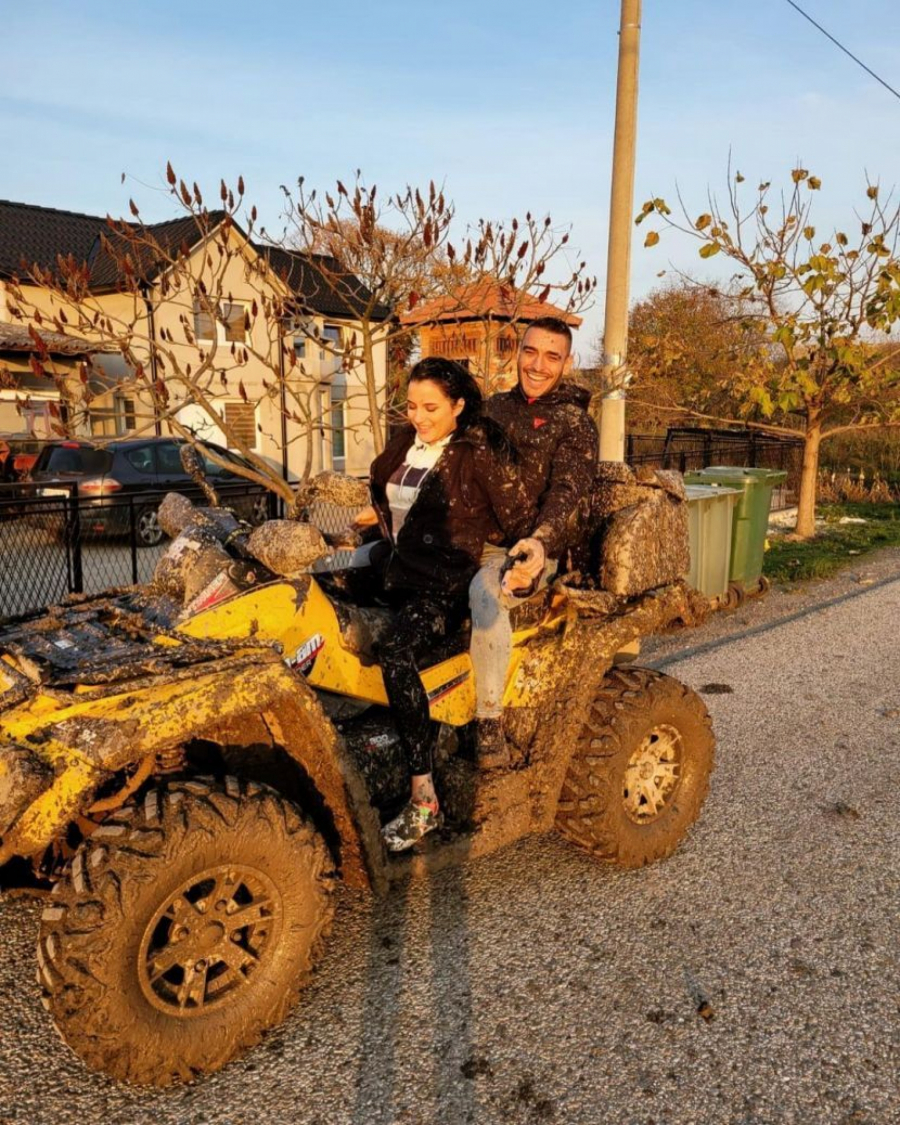 IZRIČITO MI JE IŠAO NA ŽIVCE! Barbara Bobak otkrila detalje upoznavanja sa Darkom Lazićem