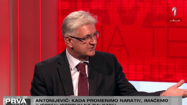 ŽESTOK TV OBRAČUN Advokat Ratka Mladića uništio Antonijevića - Floskulate ovde po ceo dan (VIDEO)