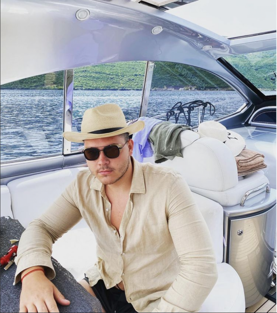 GLUMICA NASKAKALA NA VIKTORA ŽIVOJINOVIĆA Breninog sina grlila ova devojka, a sve gledao Anastasijin dečko!