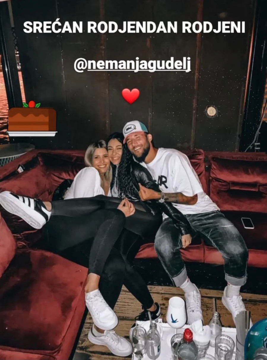 URAGANKA PRVI PUT O VEZI SA FUDBALEROM! Sanja Vučić priznala sve o emocijama prema Gudelju nakon prisne zajedničke fotke!
