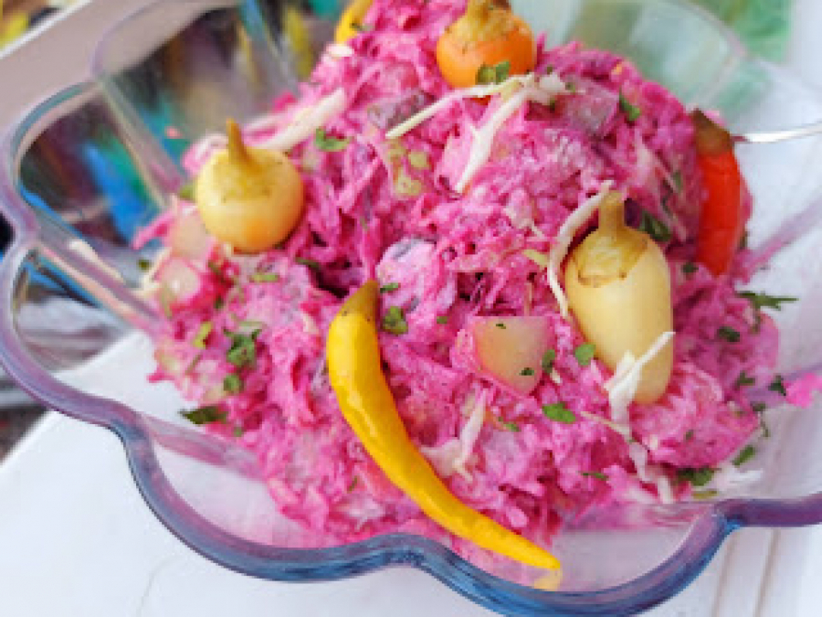 FENOMENALNA MEŠANA SALATA Vitaminski dodatak, odlično ide uz pečenje (VIDEO)