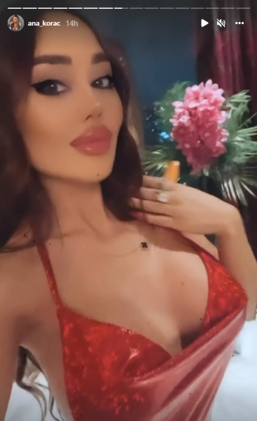 SAMO ŠIROKO Soraja na rođendansku žurku došla helikopterom, a ovo su svi detalji glamurozne proslave kontroverzne starlete!