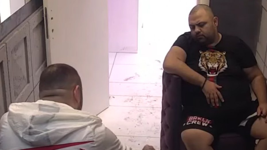 ŽELI DA SE VRATI MAJI? Car otvorio dušu o svojim ljubavnim problemima i otkrio zbog čega se najviše kaje, Dalila će poludeti nakon njegovih reči!