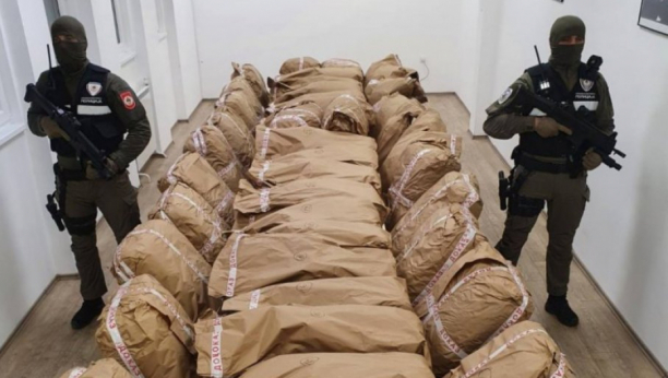 AKCIJA "TRANSPORTER" U RS: Pronađeno 303 kilograma marihuane