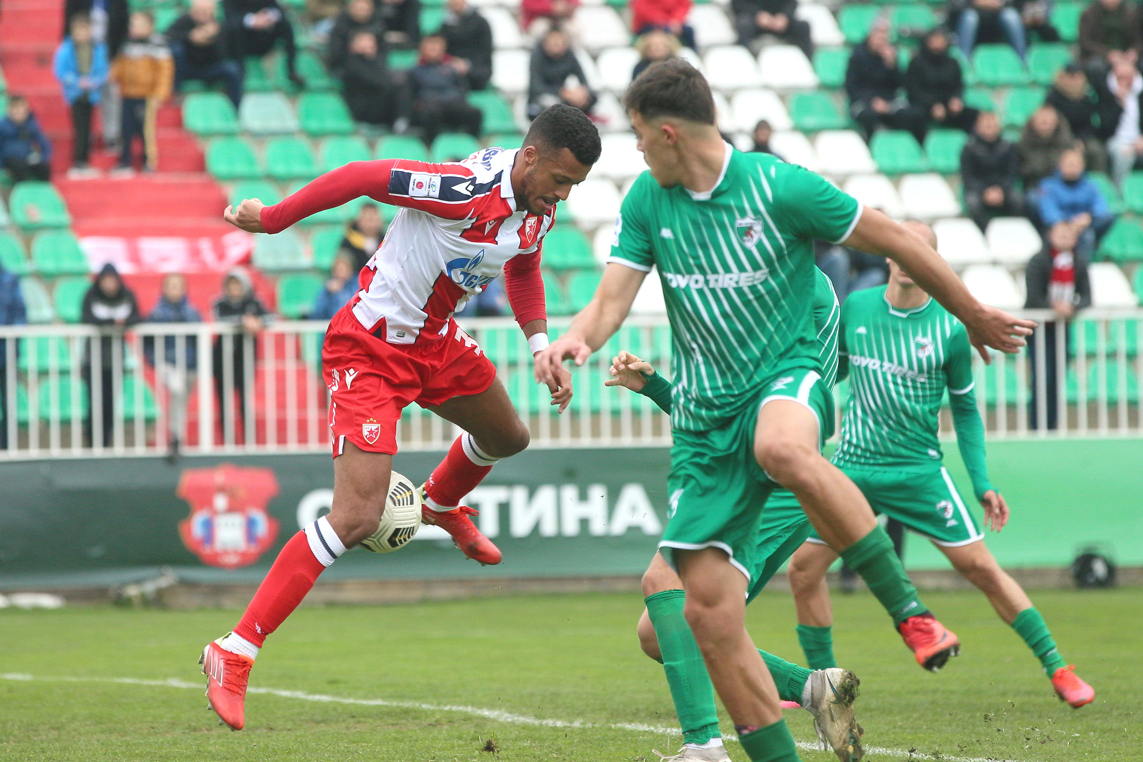 ZVEZDA KROZ IGLENE UŠI DO OSMINE FINALA! Inđija muški 