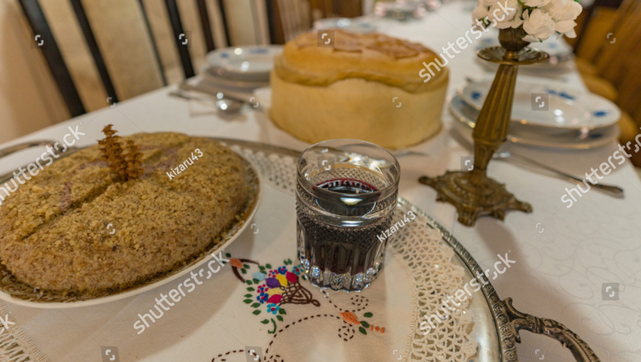 VREME PRAZNIKA Evo koliko je novca potrebno da se spremi slava (DETALJAN CENOVNIK)