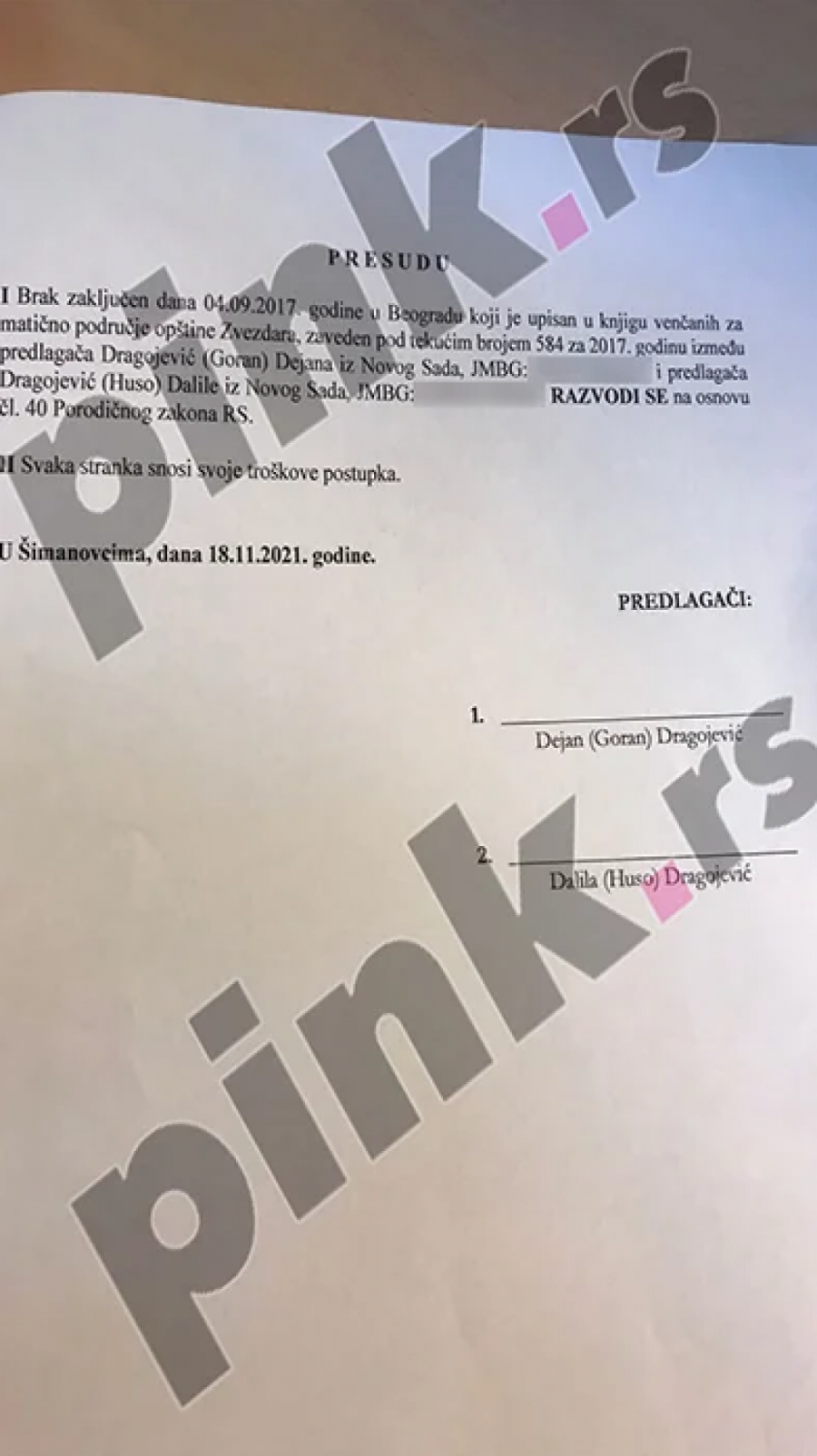 EVO ŠTA PIŠE U PAPIRIMA KOJE SU POTPISALI DALILA I DEJAN! Isplivala fotografija, iza ovoga su stavili potpis!