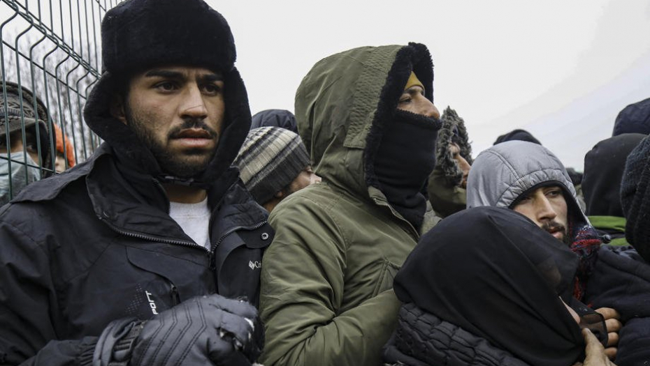 NASTAVLJA SE MIGRANTSKA KRIZA U Poljskoj grupa migranata demolirala prihvatni centar