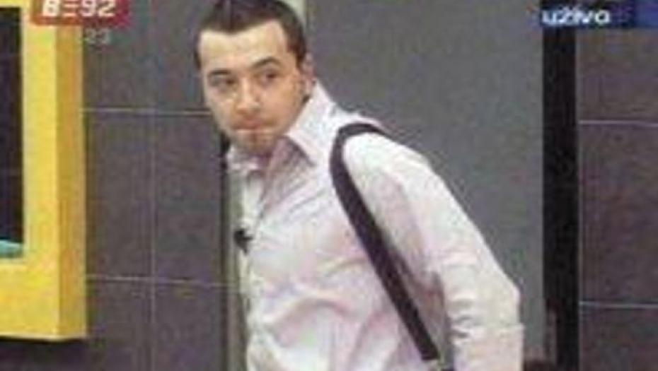 PREPOZNAJETE LI OVOG RIJALITI UČESNIKA?! Za dlaku mu je izmakla pobeda u Velikog Bratu, više ga nismo viđali u javnosti, a evo kako Edin danas izgleda!