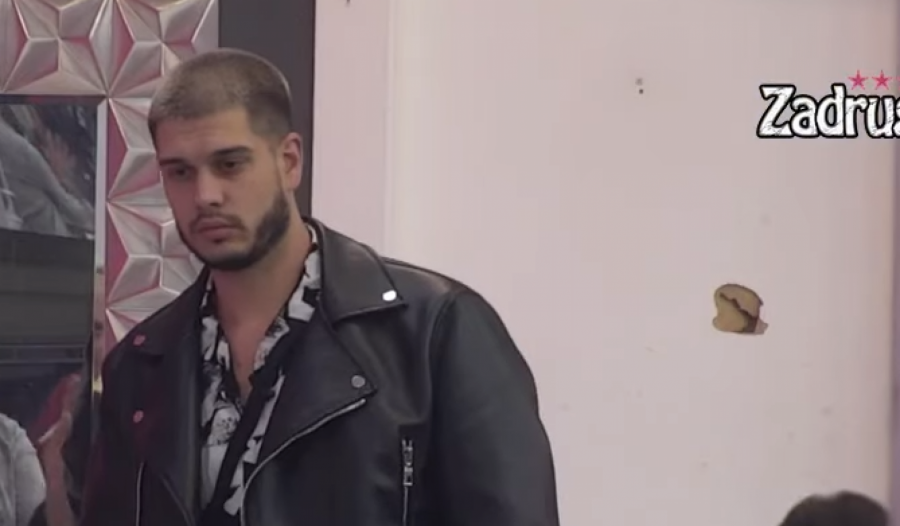 ONA JE SILOS ZA PUNJENJE, GADI MI SE! Dejan Dragojević nikad brutalnije ponizio Dalilu nakon zvaničnog razvoda, nije birao reči za bivšu suprugu!