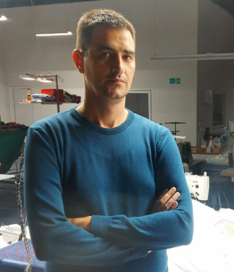 DOMAĆI TEKSTILCI SKLAPAJU NOVE POSLOVE Izvoz srpskog tekstila vredan milijardu dolara