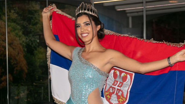 SARA, SNEŽANA I SUZANA ISPRATILE NAŠU MISICU Srpska lepotica otišla u Portoriko, evo kako izgleda devojka koja će nas predstavljati!