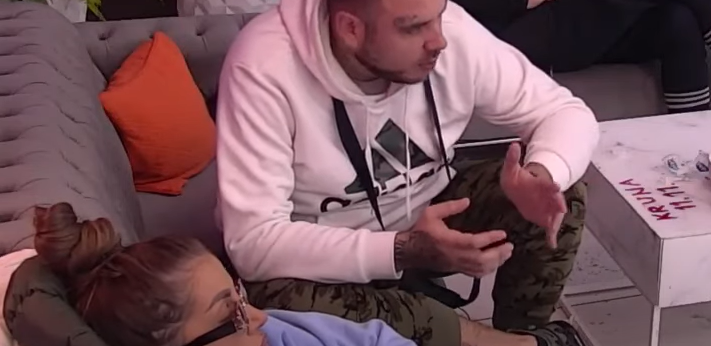 IDI PROŠETAJ, MOŽDA NAĐEŠ RIBU PUNU LJUBAVI Dalila saznala šta je Car pričao o njoj pa poludela i žestoko mu odbrusila!