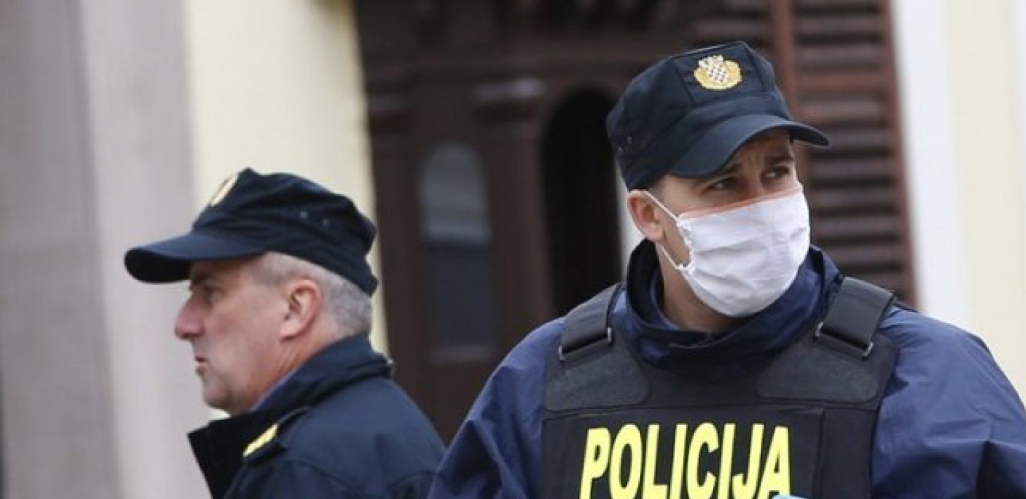 DVOJICA POLICAJACA OPTUŽENI ZA SILOVANJE Kod jednog u telefonu pronađena dečja pornografija