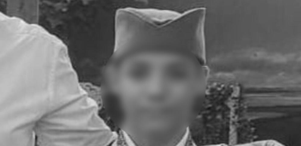 ZAIGRAJ NA NEBU, MOJ KOLOVOĐO Folkloraši se oprostili od Ilije (13) koji se obesio u Donjem Dobriću kod Loznice