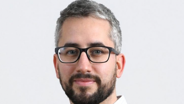 PONOVO RADI ŽUTI CIRKUS Đilas u Novom Sadu, promoviše politiku zasnovanu na mržnji, misli da narod ima slabo pamćenje