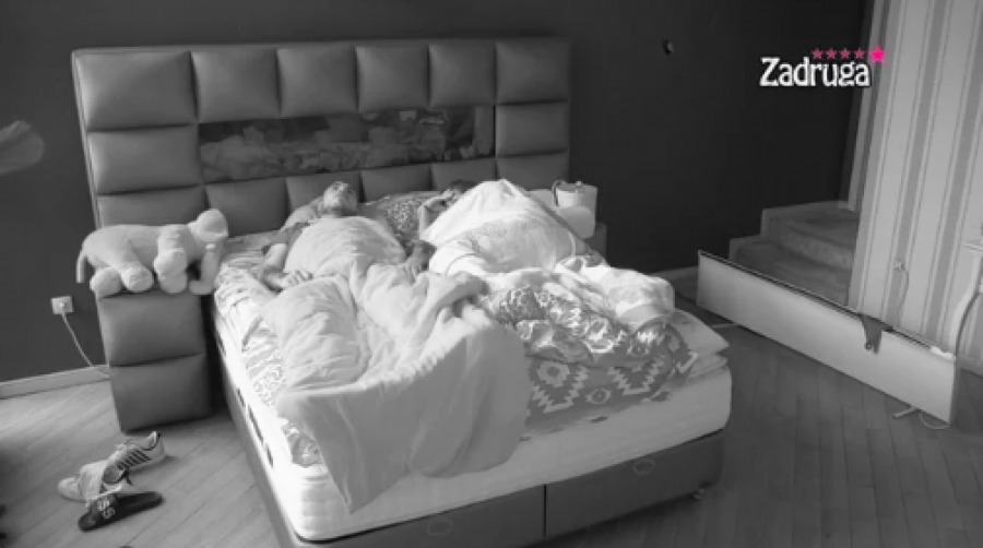 PONOVO NAPUSTIO HOTEL! Filip više ne može da izdrži Dalilin pritisak, nakon vrele akcije usledila žestoka svađa, pale teške reči!