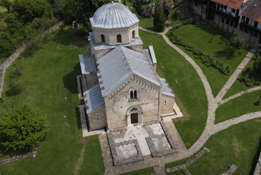 OVA SRPSKA PREZIMENA UKAZUJU NA KRALJEVSKO POREKLO Ako imate jedno od njih, vašim venama možda teče plava krv
