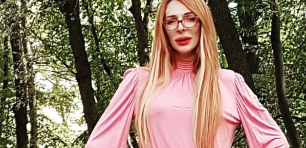ŽRTVA ZLOUPOTREBE Transrodna pevačica tvrdi da su priće o samoubistvu i zlostavljanju lažne