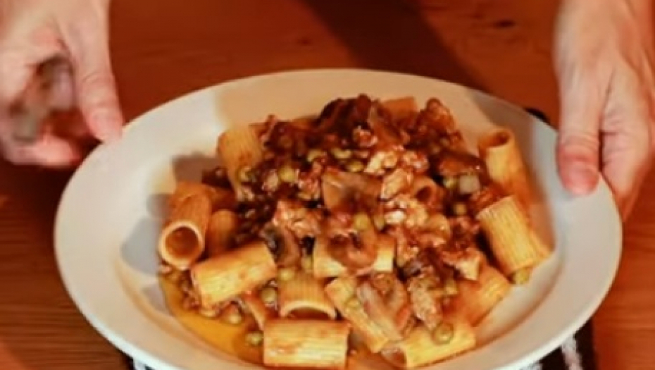 SPREMITE NAJFINIJU JESENJU PASTU: Bolonjeze sosu dodajte 2 tajna sastojka za bogatiji ukus