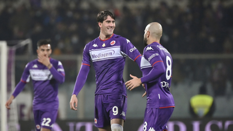 FENOMENALNI VLAHOVIĆ NASTAVIO DA REŠETA! Srpski golgeter izjednačio Ronaldov rekord i ispisao istoriju! (VIDEO)