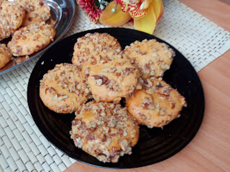 STARINSKI KOLAČ PO BAKINOM RECEPTU Gurabije, prelep, sladak i hrskav biskvit (VIDEO)