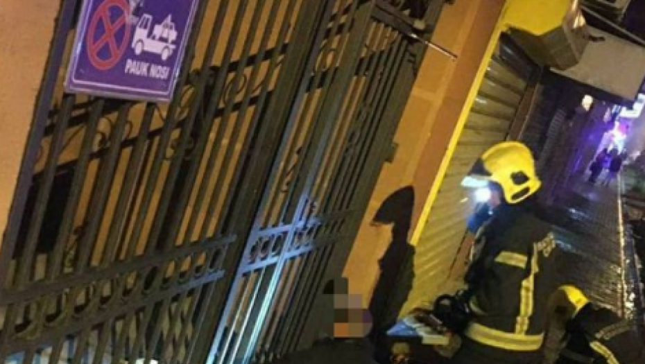 SRBIJA SLAVI NOVOSADSKE VATROGASCE Pogledajte koga su spasili, neprocenjivo! (FOTO)