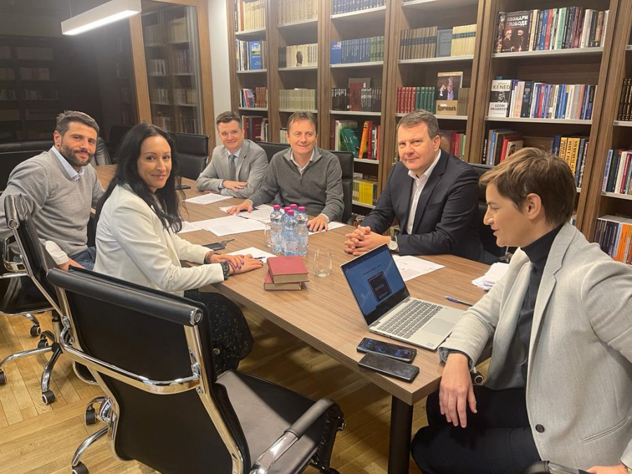 Na sednici radne grupe usvojeni zaključci o budućem delovanju Srpske Napredne Stranke