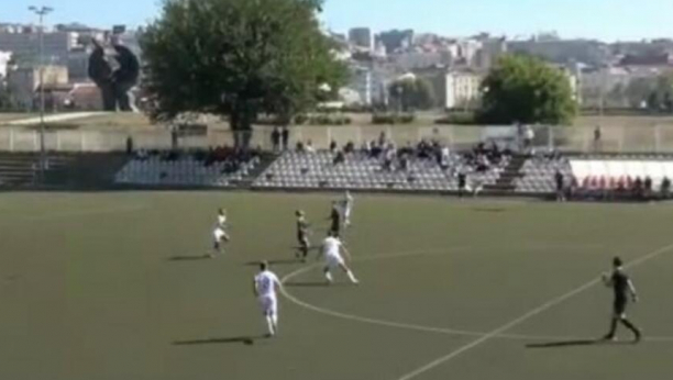 IZBEGNUTA TRAGEDIJA NA MEČU U BEOGRADU! Fudbaleri se sudarili glavama, a onda je nastala drama!