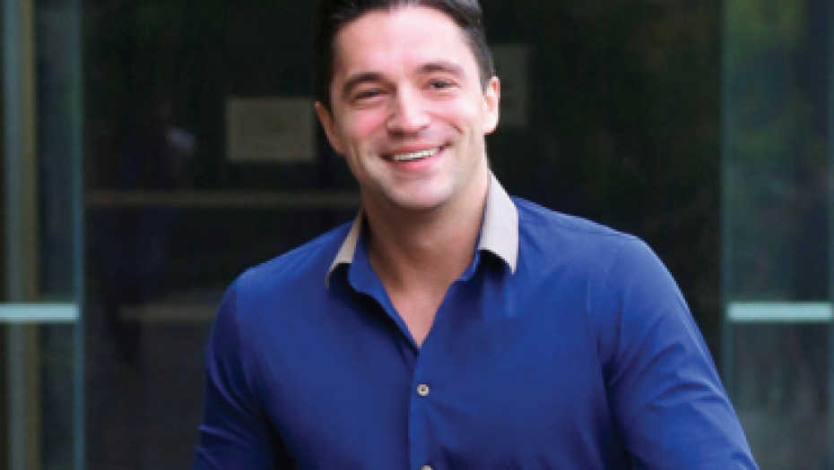 NESTAO SA MALIH EKRANA Nakon incidenta koji je imao sa devojkom Vlada Stanojević se oženio, pa progovorio o svojoj porodici u Americi!