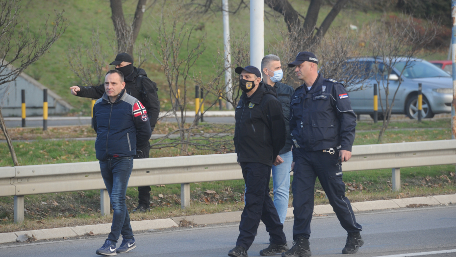 VULIN NADGLEDA MIR Ministar policije obišao Gazelu na kojoj je saobraćaj obustavljen zbog blokade