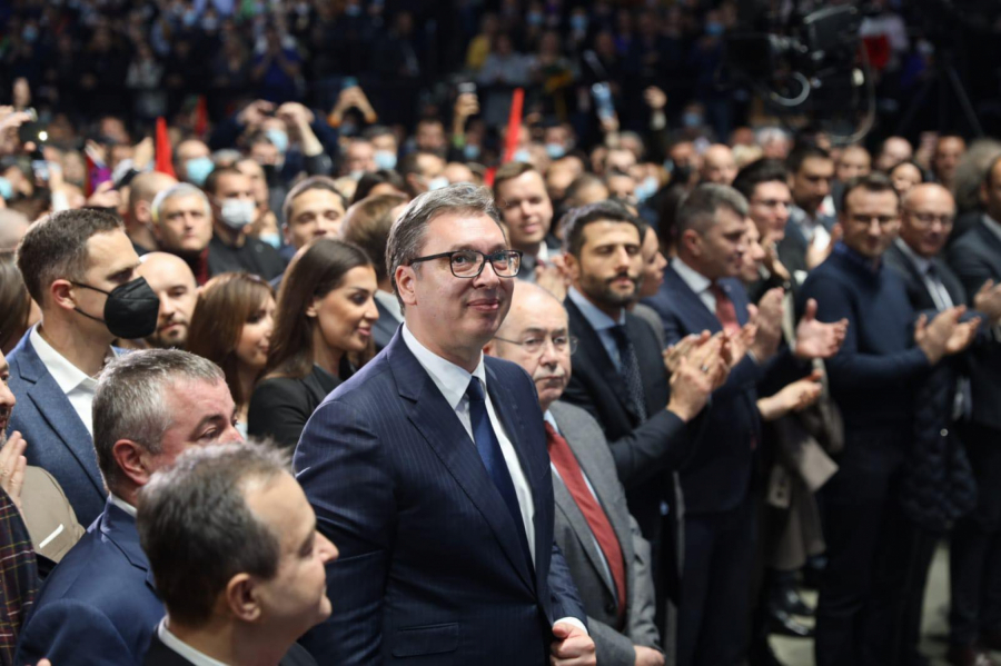 ZAVRŠENA SVEČANA AKADEMIJA SNS Vučić: U pobedu za Srbiju i za našu decu! Živela Srbija, beskrajno vas volim (FOTO/VIDEO)