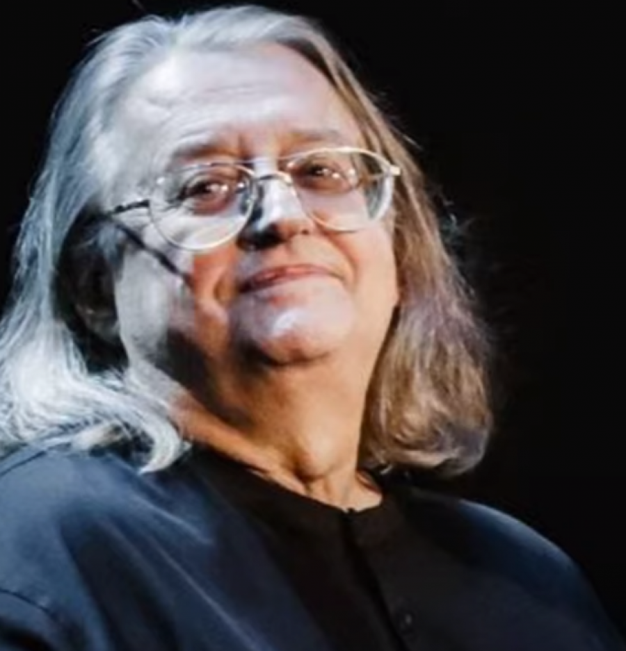 PREMINUO POZNATI PEVAČ Neopisiva tuga u njegovom domu, stanje mu se pogoršalo nakon korone