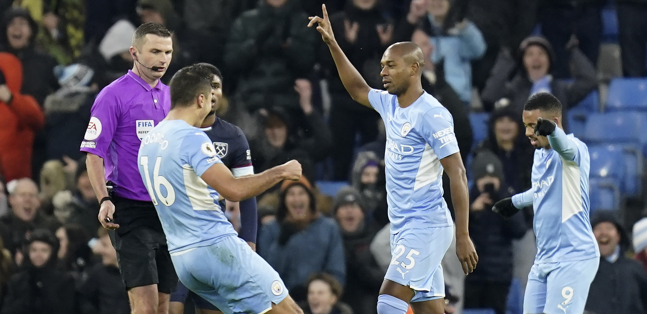 SVI SE SLADE KARAMELAMA (VIDEO)